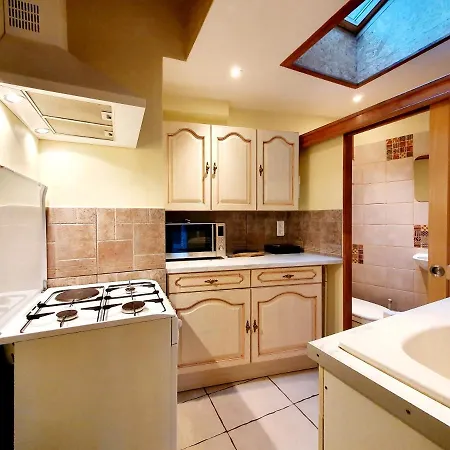 Entier Chez Lea Et Brevia 아파트 Saint-Beauzely