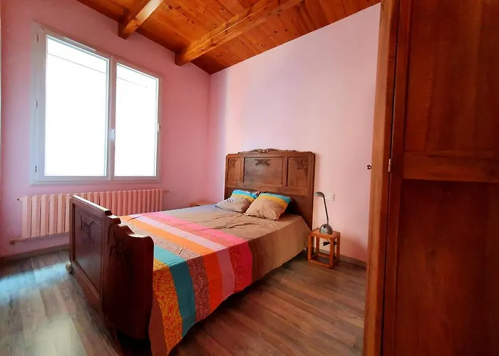 Appartement Au Calme Au Cœur Du Village Saint-Beauzely